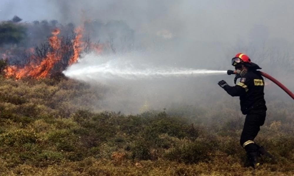 Στο "κόκκινο" ο κίνδυνος πυρκαγιάς και για αύριο!